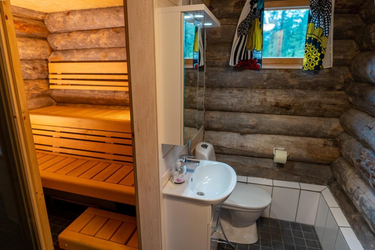 Arctic Log Cabins 萨利色尔卡 外观 照片