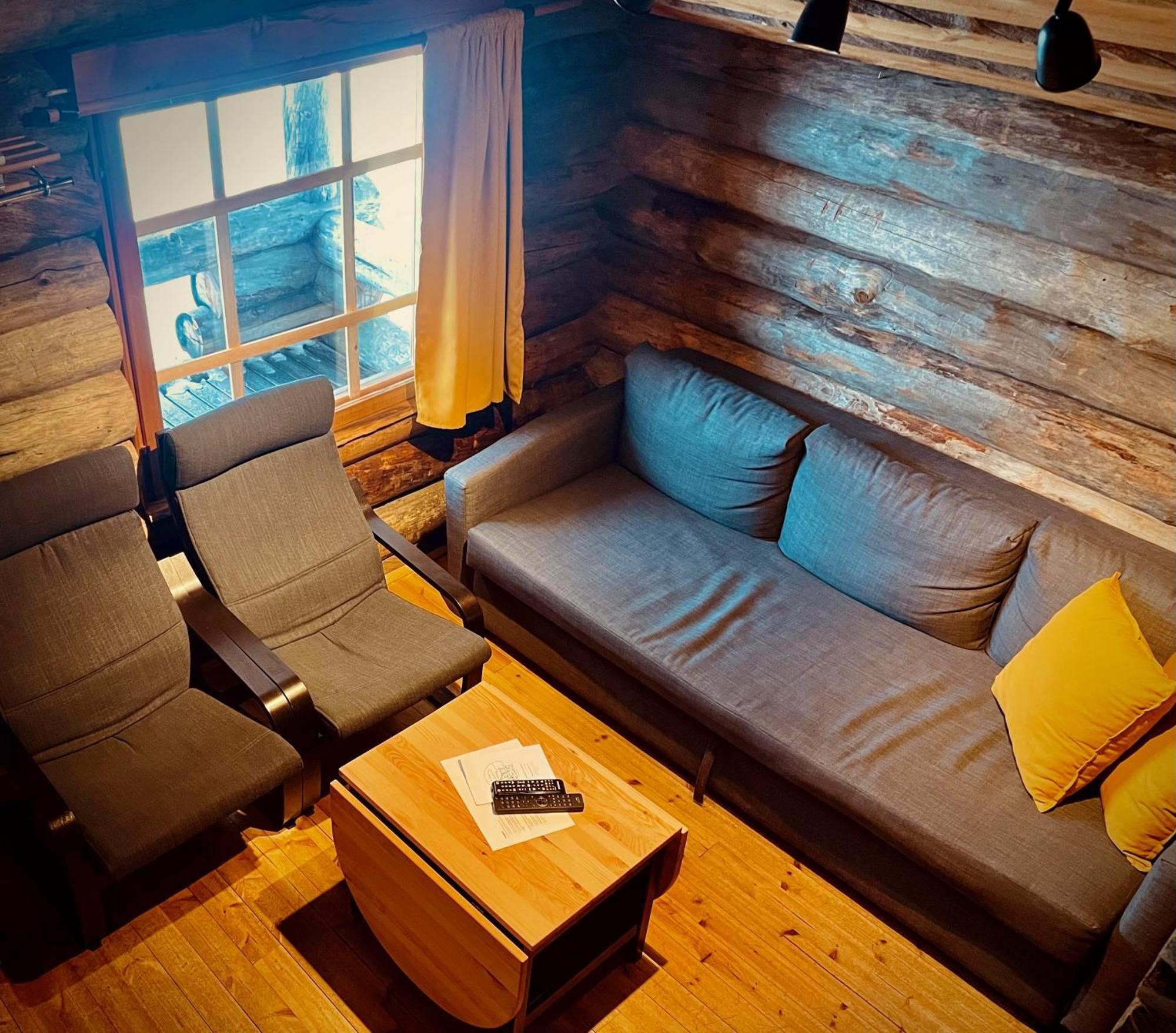 Arctic Log Cabins 萨利色尔卡 外观 照片